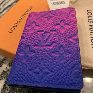 SOLD— Authentic Louis Vuitton torillion illusion pocket organizer